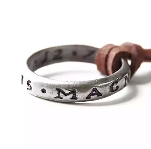 Uncharted Nathan Drake's Ring with Necklace Strap From Collector's Edition