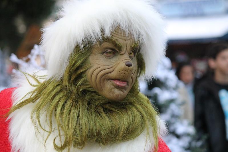 grinch cosplay