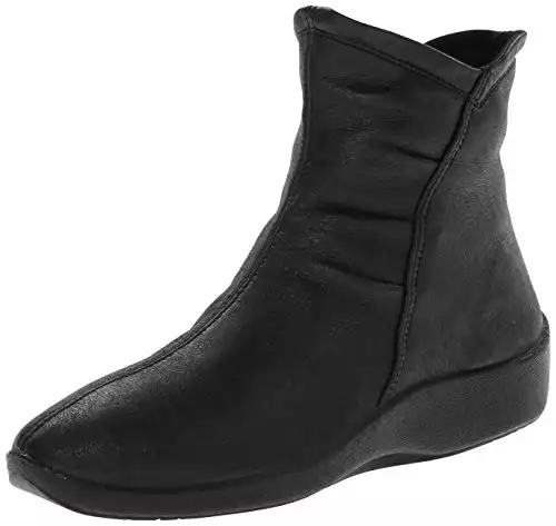 Arcopedico Women's L19 Black Ankle Boot